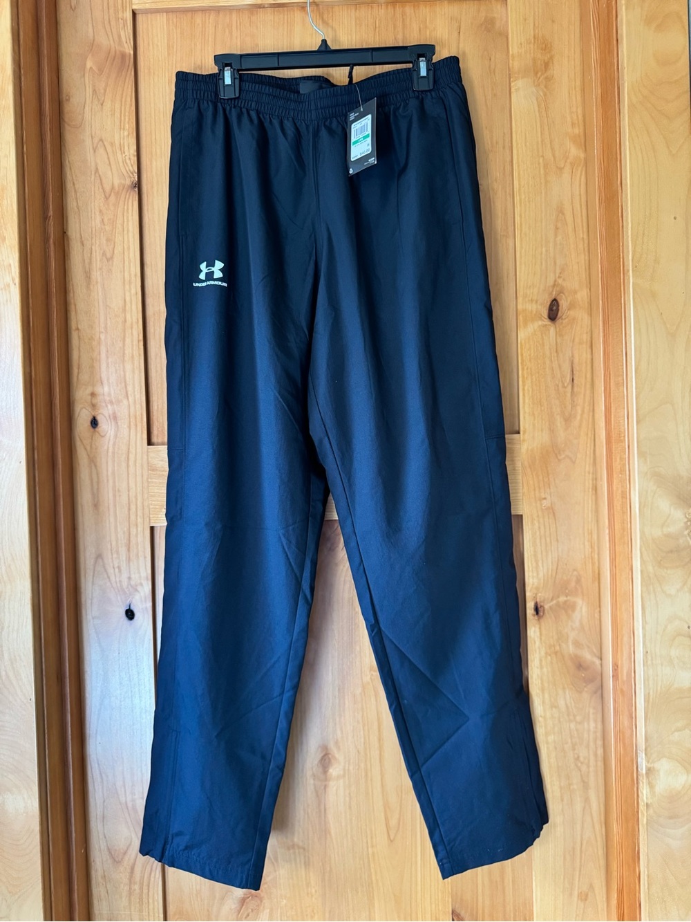 Under Armour Men's Black Athletic Joggers with Logo NWT
